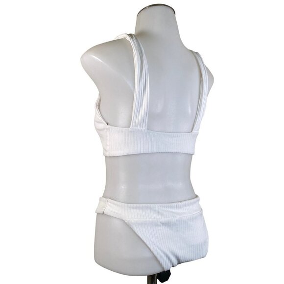 Sade Bikini in White - Lovers and Friends - Picture 7 of 12